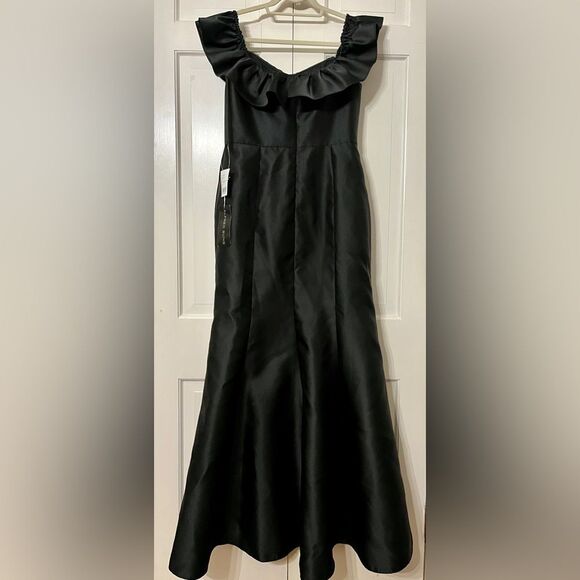Alfred Sung Off-the-Shoulder Ruffle Neck Satin Trumpet Gown Black Sz 10 - Picture 4 of 10